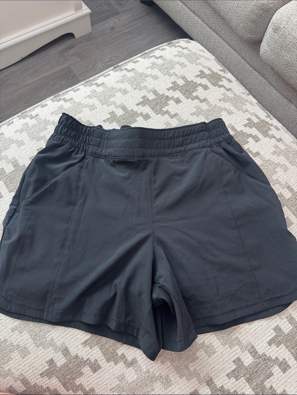 Women's Columbia Black Athletic Shorts - Comfortable Everyday Fit